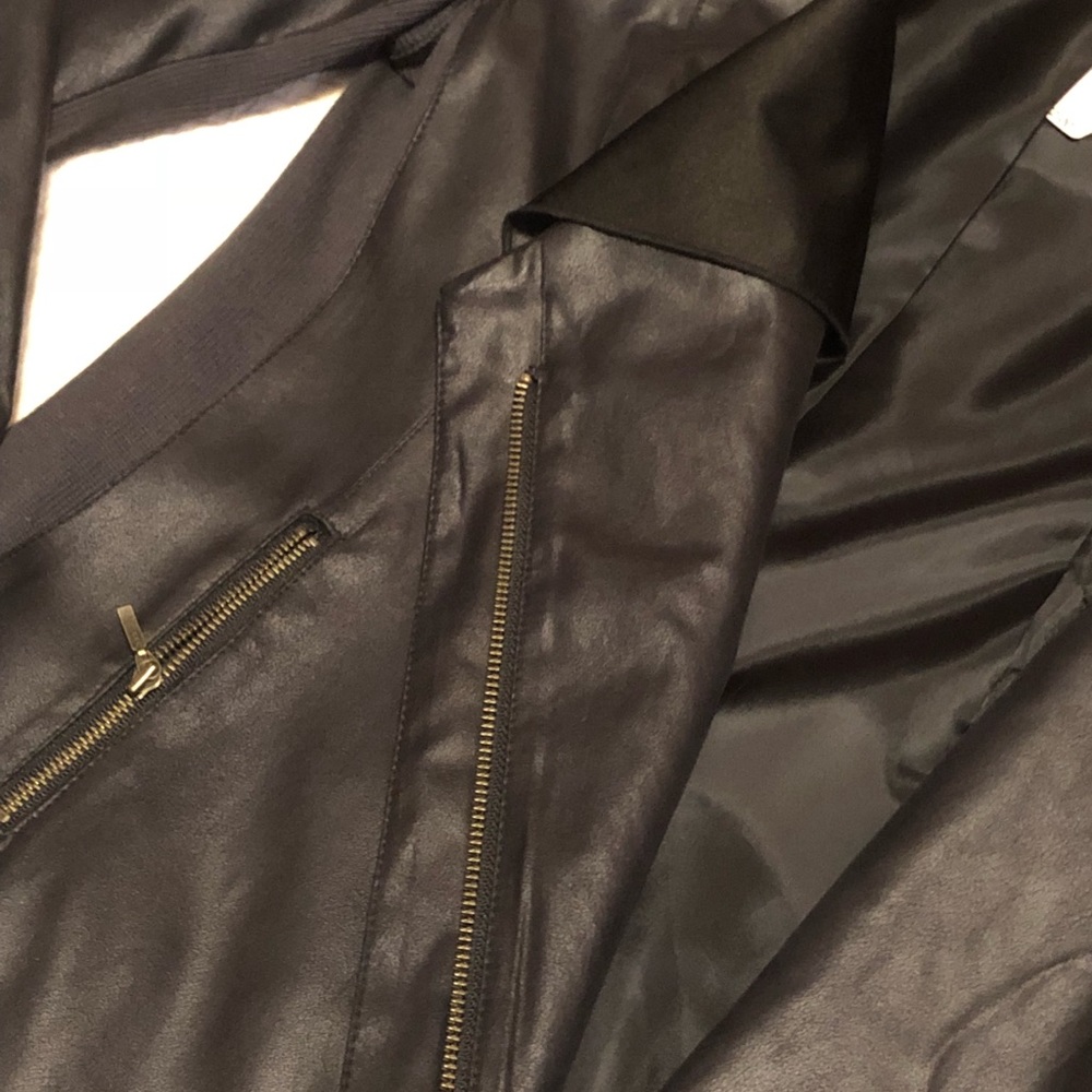 NWT Jacket - Picture 5 of 5